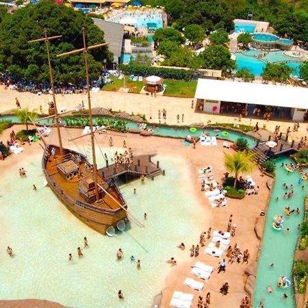 Lacqua Diroma Oficial - Diroma Acqua Park Incluido - Com Roupa De Cama E Banho Калдас-Новас Екстер'єр фото