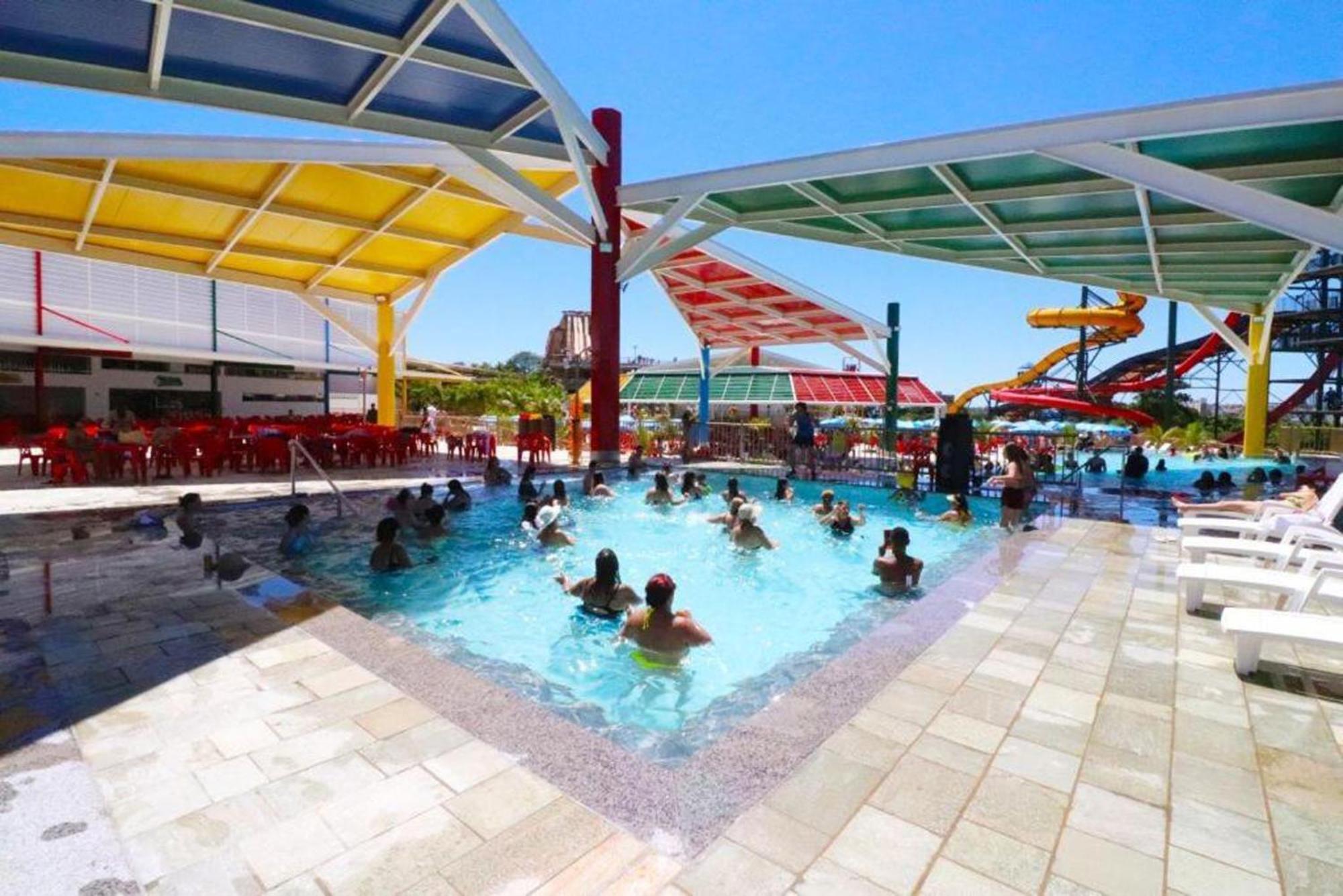 Lacqua Diroma Oficial - Diroma Acqua Park Incluido - Com Roupa De Cama E Banho Калдас-Новас Екстер'єр фото